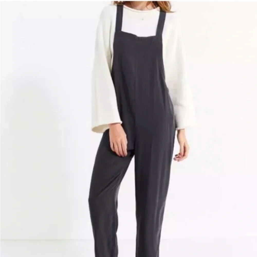 Urban Outfitters Dark Gray Tania Slouchy Overalls Jumpsuit Romper Hot Shot Sz XS - Picture 3 of 11